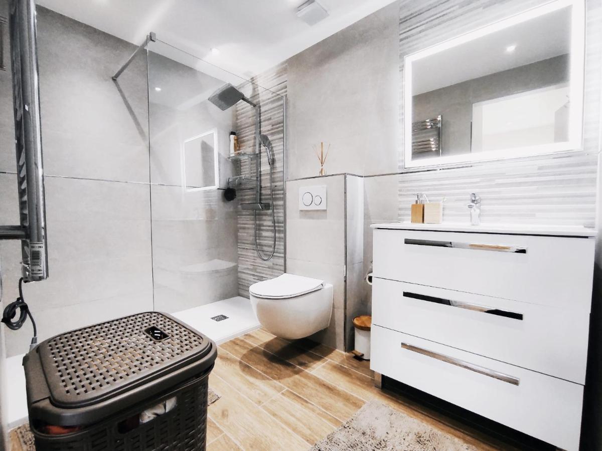 Magnifique Appartement A 5 Min A Pied De La Plage Бенальмадена Екстер'єр фото