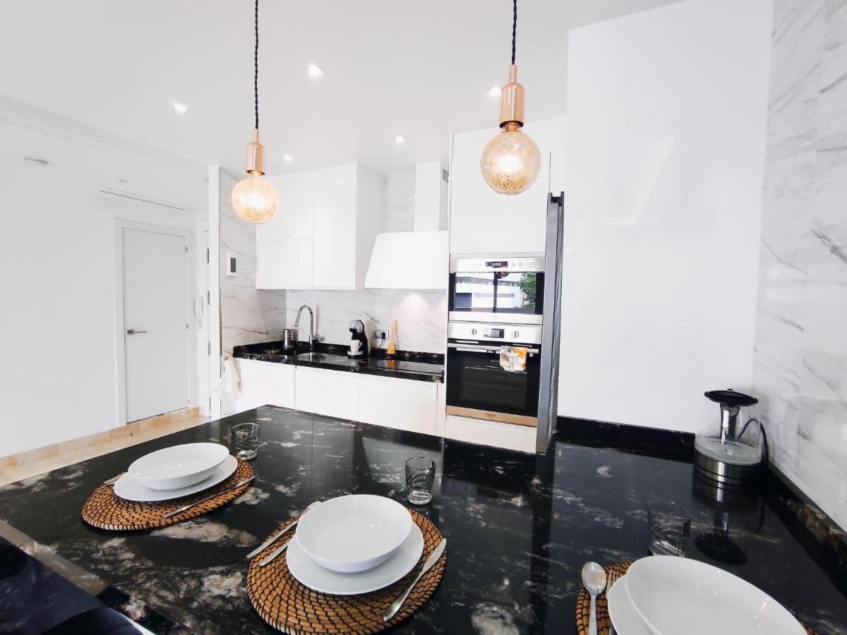 Magnifique Appartement A 5 Min A Pied De La Plage Бенальмадена Екстер'єр фото